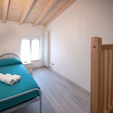 Apartamento Casa Gemma - Big Family House With Free Parking San Giovanni Lupatoto Exterior foto