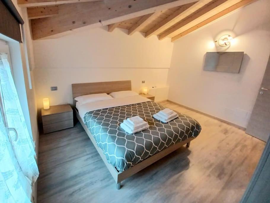 Apartamento Casa Gemma - Big Family House With Free Parking San Giovanni Lupatoto Exterior foto