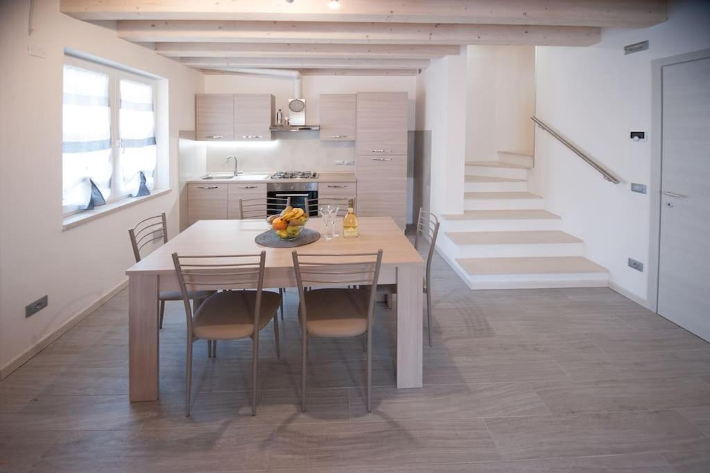 Apartamento Casa Gemma - Big Family House With Free Parking San Giovanni Lupatoto Exterior foto